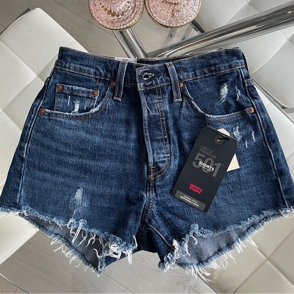 Levi’s 501 shorts - Picture 3 of 3